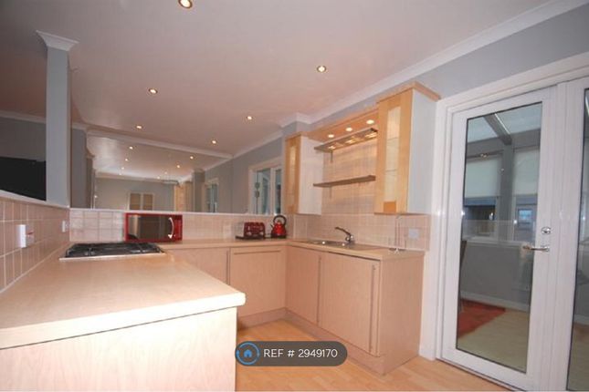 H, New Century House Crown Street, Aberdeen photo 5