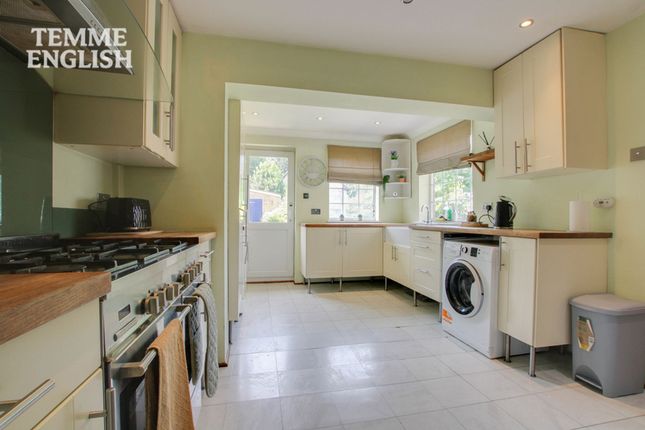 5 Church Lane, Basildon photo 4