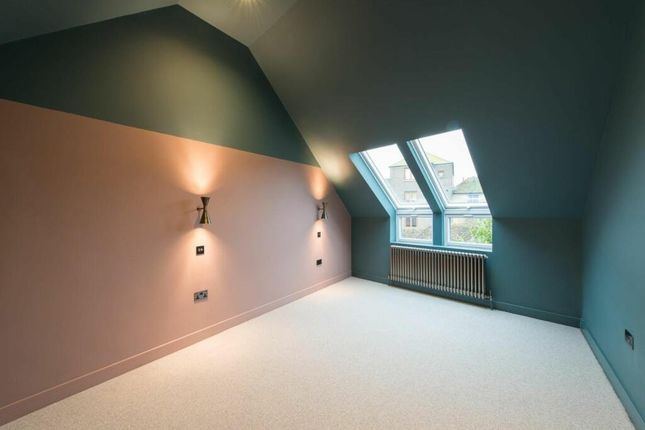 22, Albert Court, Kent photo 4