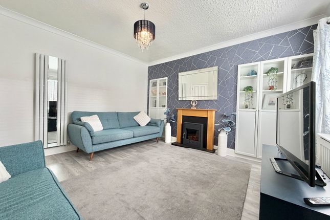 22, Montgomery Street, Grangemouth photo 3