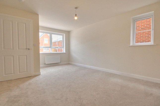 11, Hazelnut Drive, Beverley photo 2