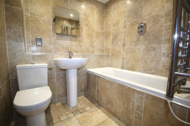 20, Friends Avenue, Waltham Cross photo 5