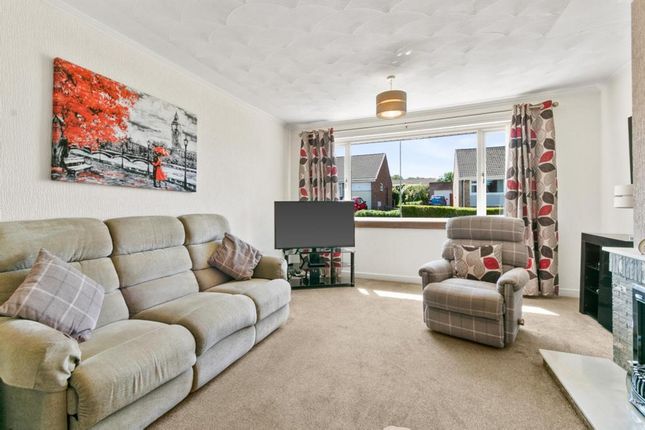 19, Cheviot Avenue, Glasgow photo 2