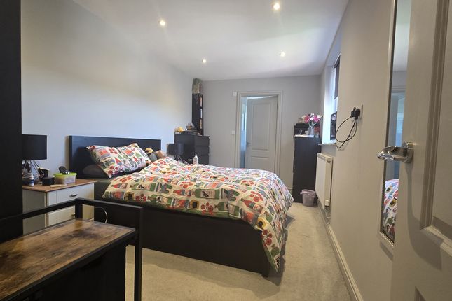Flat 11, Oakdene, 51 Bourne Way, Bromley photo 5