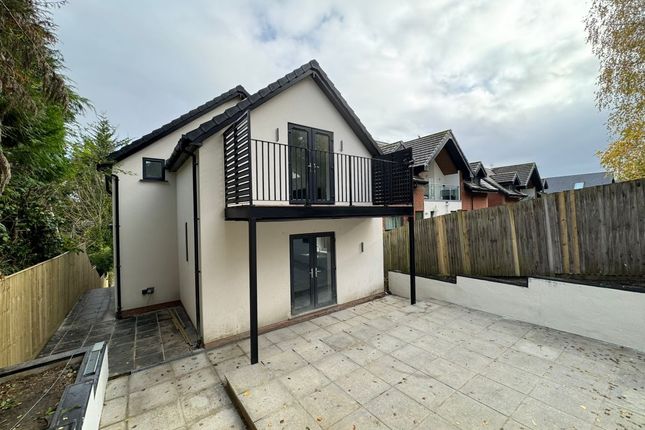 Jee House , Flats 1-5, 140a, Kingsmead Road, High Wycombe photo 3