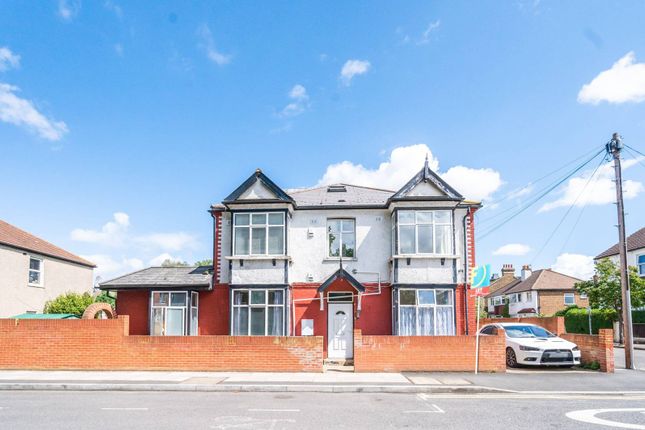 Thumbnail Property to rent in Cavendish Road, Colliers Wood, London