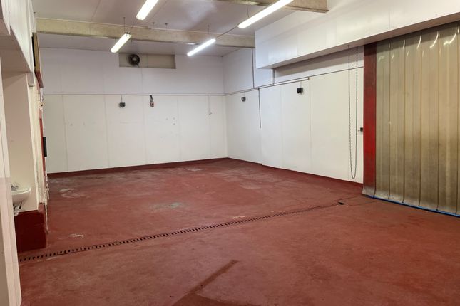 Light industrial to let in Stable Hobba Industrial Estate Newlyn, Penzance