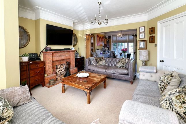21, Broadmark Lane, Littlehampton photo 2