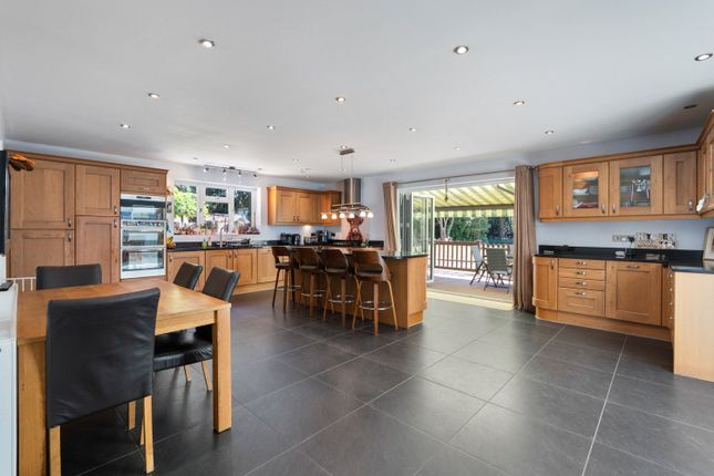 37, Riverside Road, Ferndown photo 4