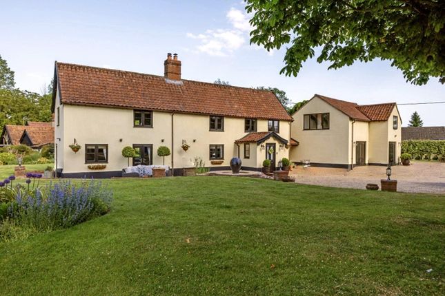 Pear Tree Farm, Suton Street, Wymondham photo 2