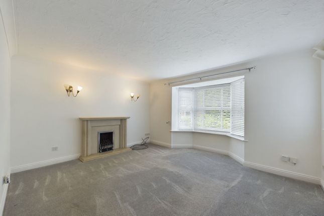 23 The Chaddock Level, Manchester photo 2