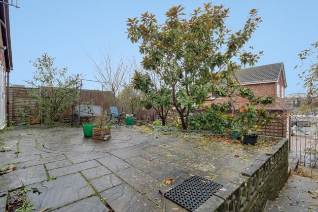 Detached bungalow for sale in High Meadow, Grantham