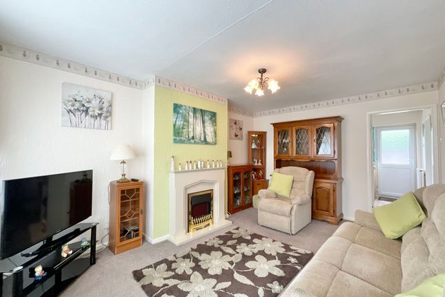 44 Lords Mill Road, Crewe photo 2