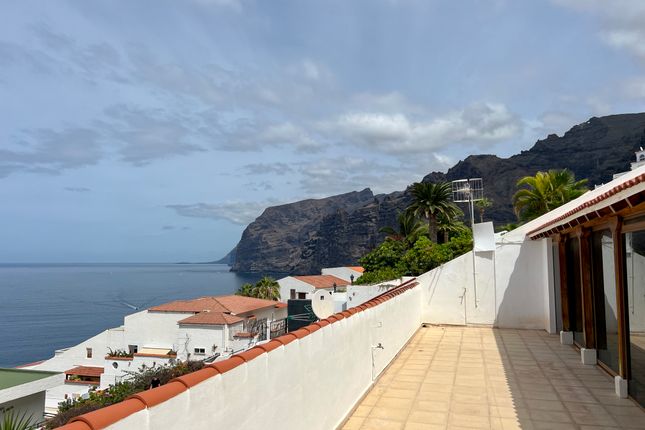 Thumbnail Apartment for sale in Calle Tabaiba, Los Gigantes, Tenerife, Canary Islands, Spain