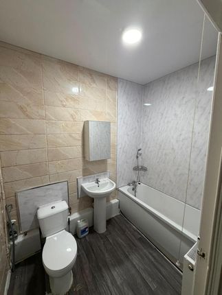 Flat 1, 120, Birmingham photo 5