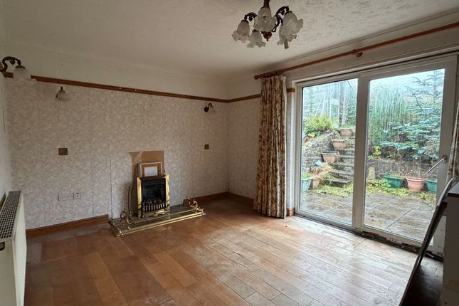 8, Oaklands, Okehampton photo 2