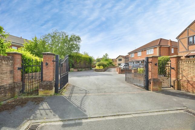 4, Grosvenor Court, Stockton-On-Tees photo 2