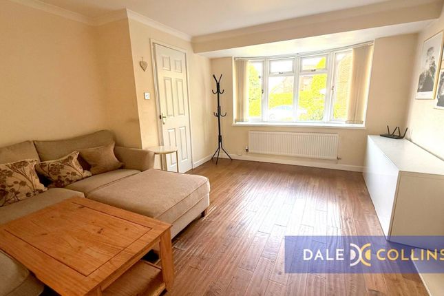 7, Glendue Grove, Stoke on Trent photo 2