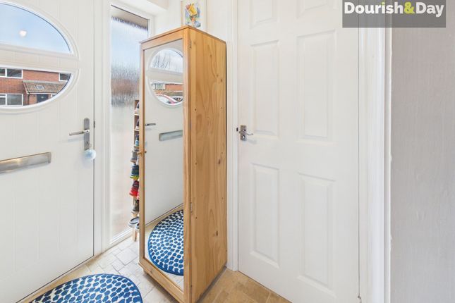 7 Berrisford Close, Market Drayton photo 5