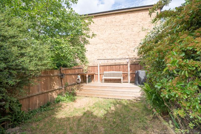 49A, Landcroft Road, London photo 3