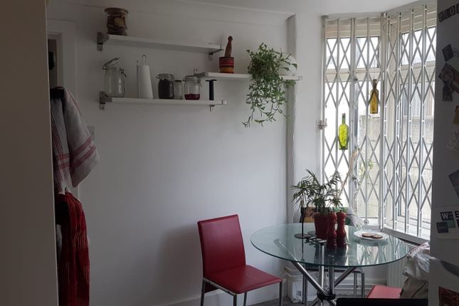 Shared accommodation to rent in Candler Street, London