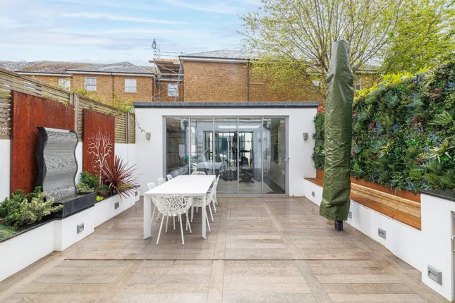 Thumbnail Terraced house to rent in Walham Grove, Fulham Broadway