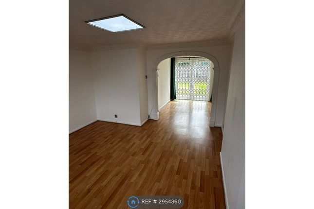 Hartwell Close, Manchester photo 2