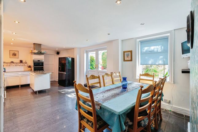 20, Derbe Road, Lytham St. Annes photo 4