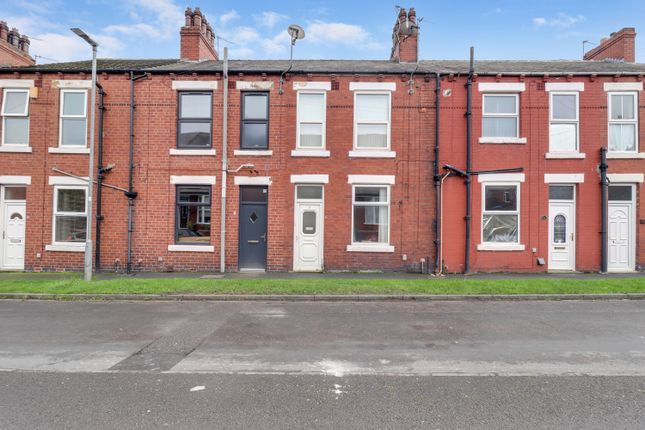 1- Ryan Clarke Ewemove Pontefract