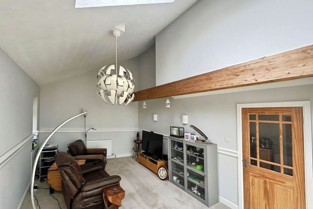 46 Maerdy Park, Bridgend photo 2