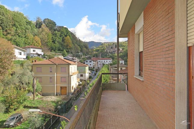 Apartment for sale in Massa-Carrara, Bagnone, Italy