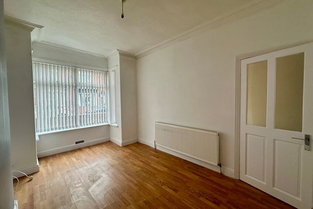 West End Avenue, Balby photo 3