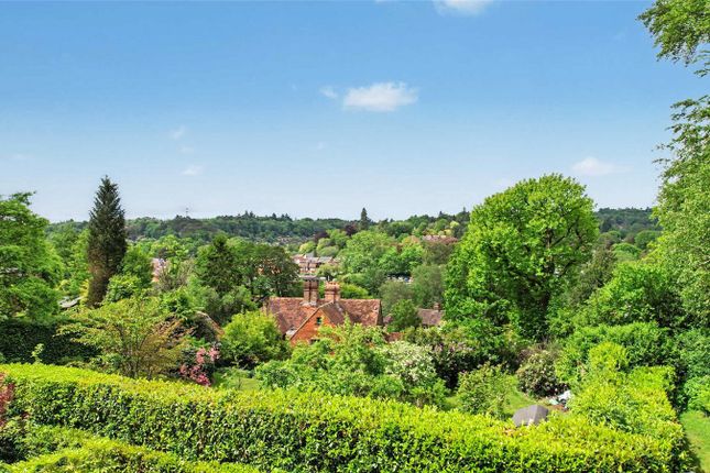 Woodzened,, Longdene Road, Surrey photo 4