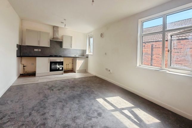 Flat 11, 54 Waverley Street, Derby photo 3