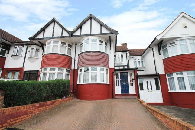 Thumbnail Terraced house for sale in Chequers Way, Palmers Green, London