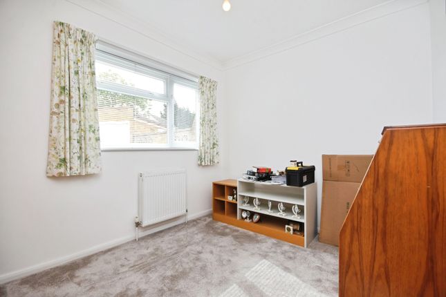 70, Bramwoods Road, Essex photo 4