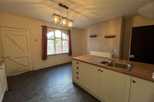 14, Red Lion Street, Alvechurch photo 3