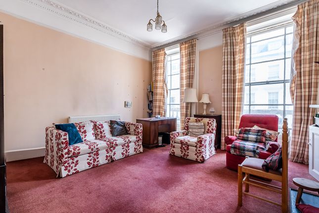 64, Cambridge Street, London photo 2