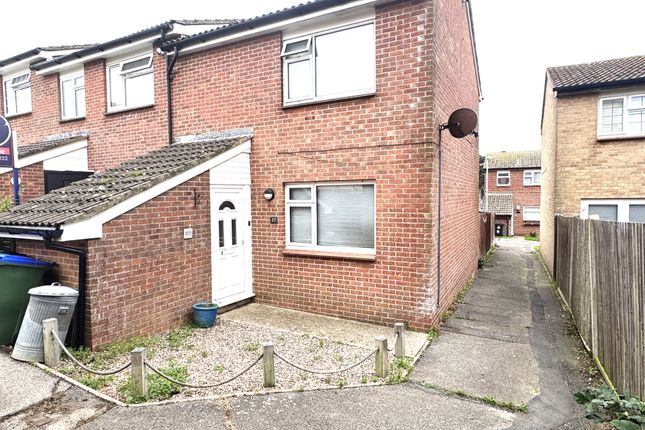 2-bed terraced on Foxhill, Peacehaven, £295,000