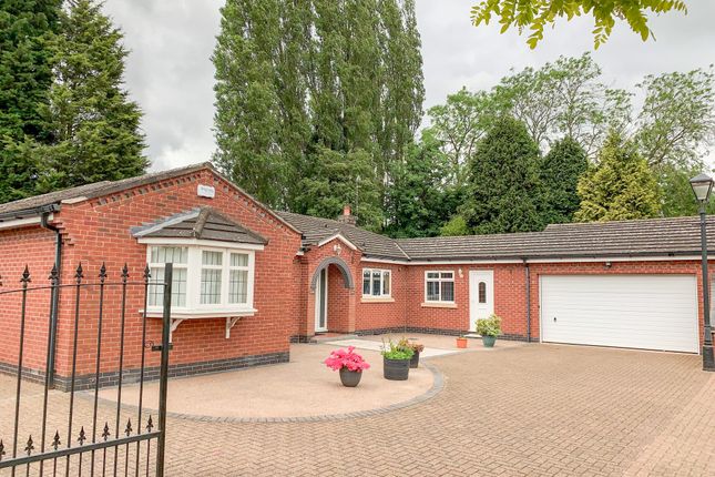 Thumbnail Bungalow to rent in Groby Road, Leicester