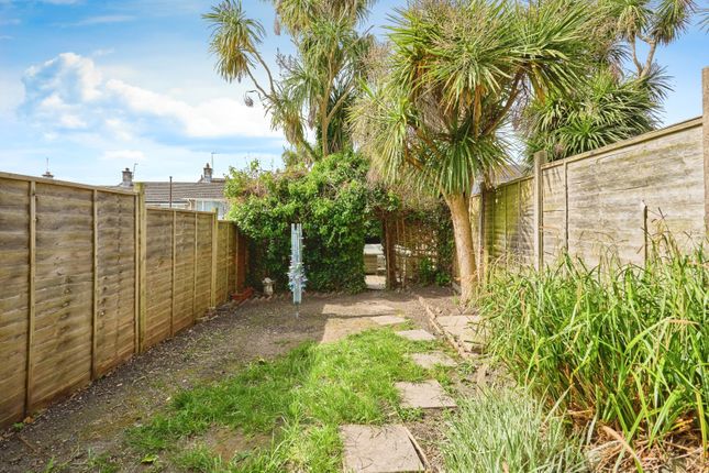 25, Bettesworth Road, Isle of Wight photo 2
