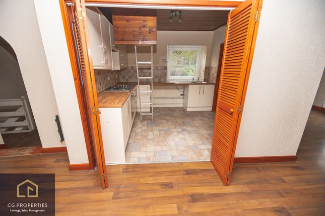5, Brampton Road, Rotherham photo 5