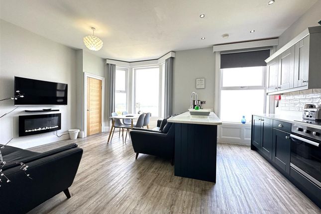 160 Castle Road, Scarborough photo 3