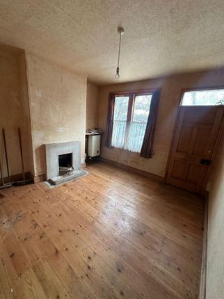 29, Mill Hill Lane, Burton-on-Trent photo 4