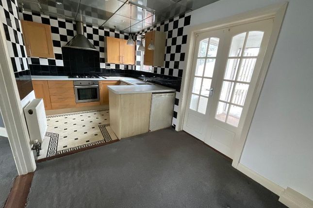 12 Oliver Road, Rainham photo 2