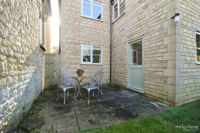 Detached house to rent in Calcutt Street, Cricklade, Swindon