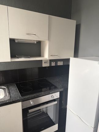 Top Right, 10, Murdieston Street, Greenock photo 2
