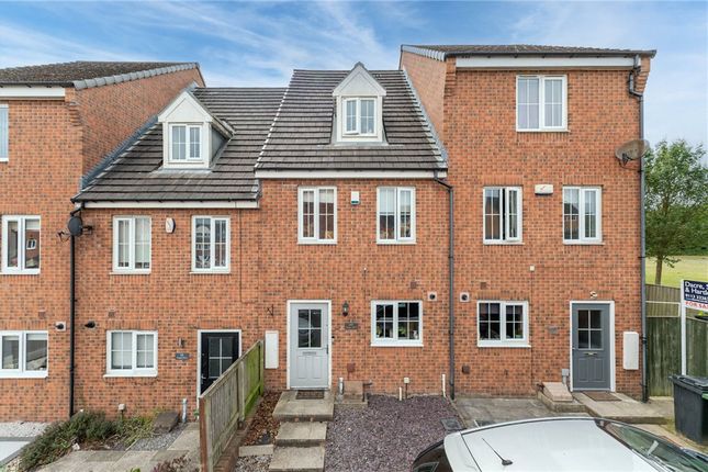 3-bed other on 100, Waggon Road, West Yorkshire, £250,000