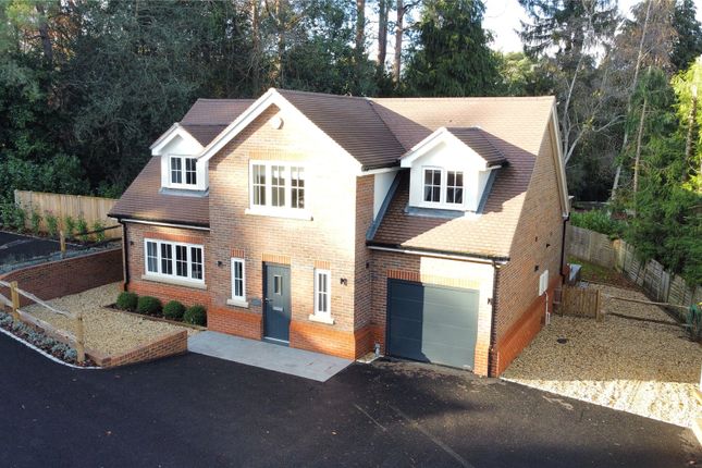 Thumbnail Detached house for sale in Heath Ride, Finchampstead, Wokingham, Berkshire