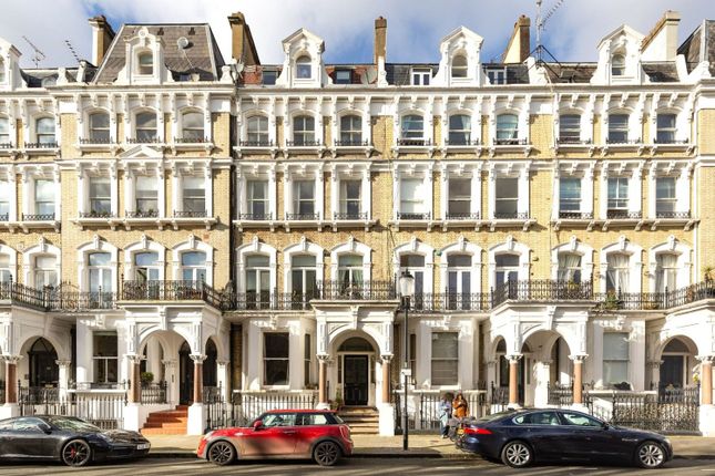 Thumbnail Duplex to rent in Redcliffe Square, London